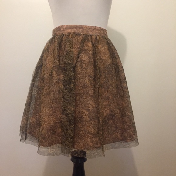 BB Dakota Floral Print Mesh Overlay Mini Skirt - Picture 7 of 7